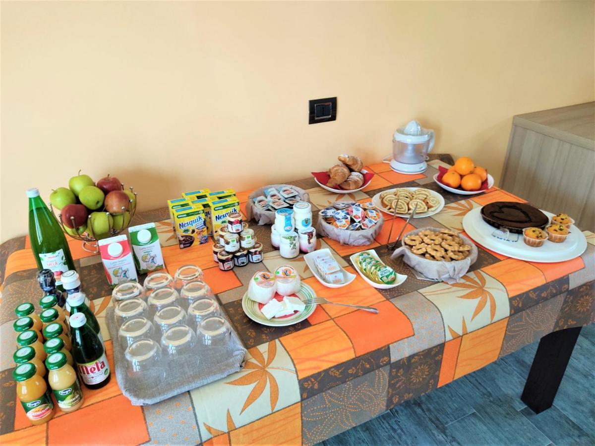 B&B Il Germoglio Castione Andevenno 외부 사진